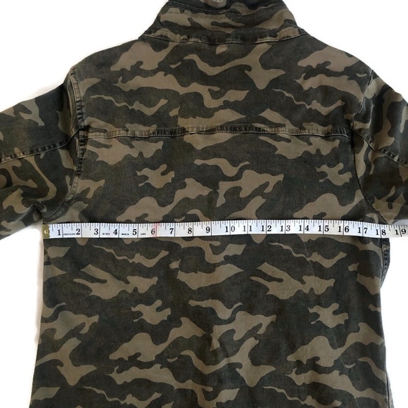 Altar’d State Camo Snap Button Zip Up Jacket - Picture 6 of 10